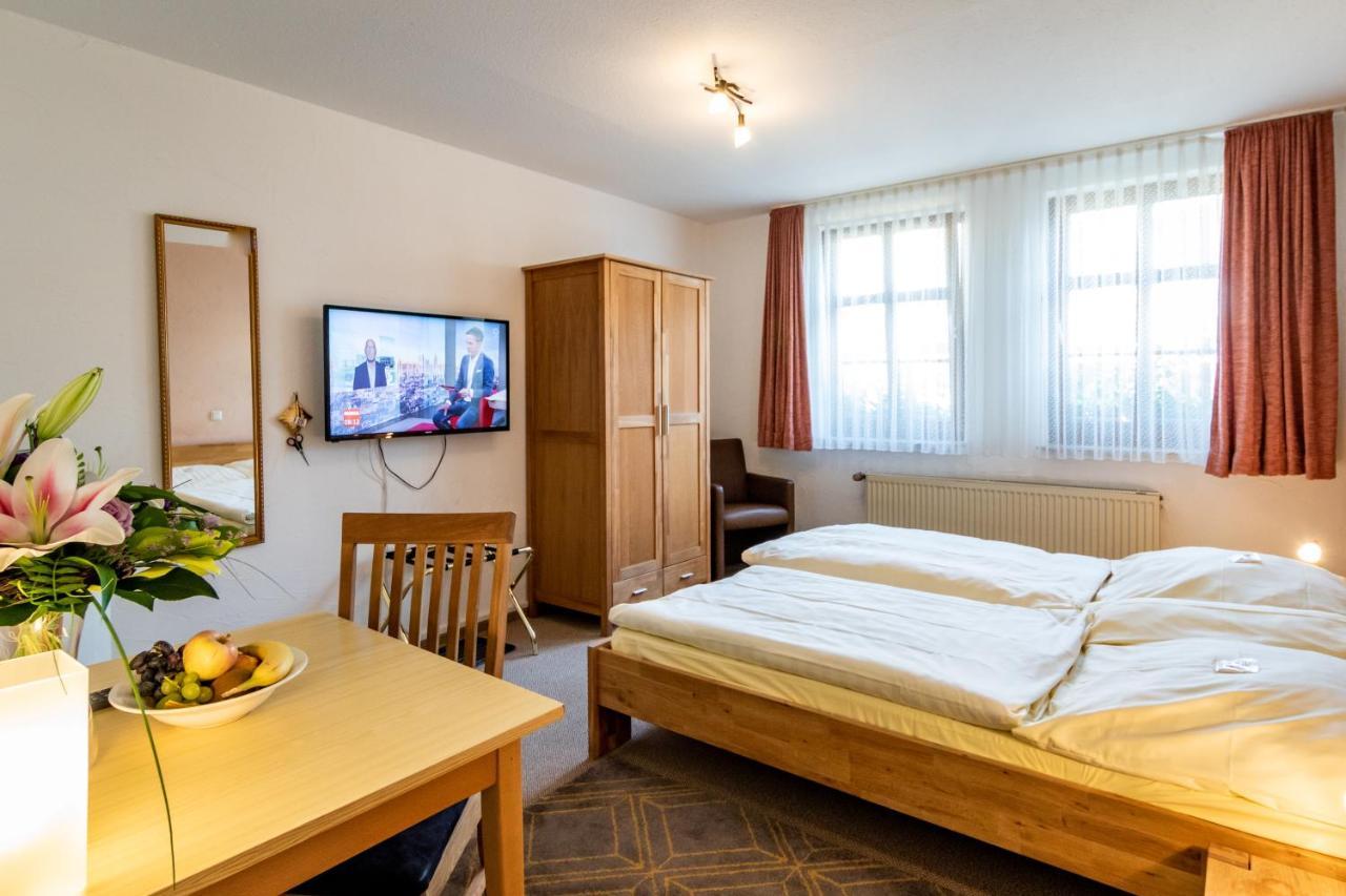 Hotel Goldflair Am Rathaus 코르바흐 외부 사진