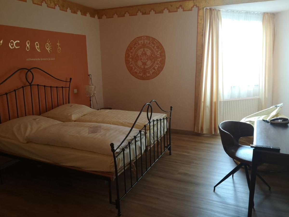 Hotel Goldflair Am Rathaus 코르바흐 외부 사진