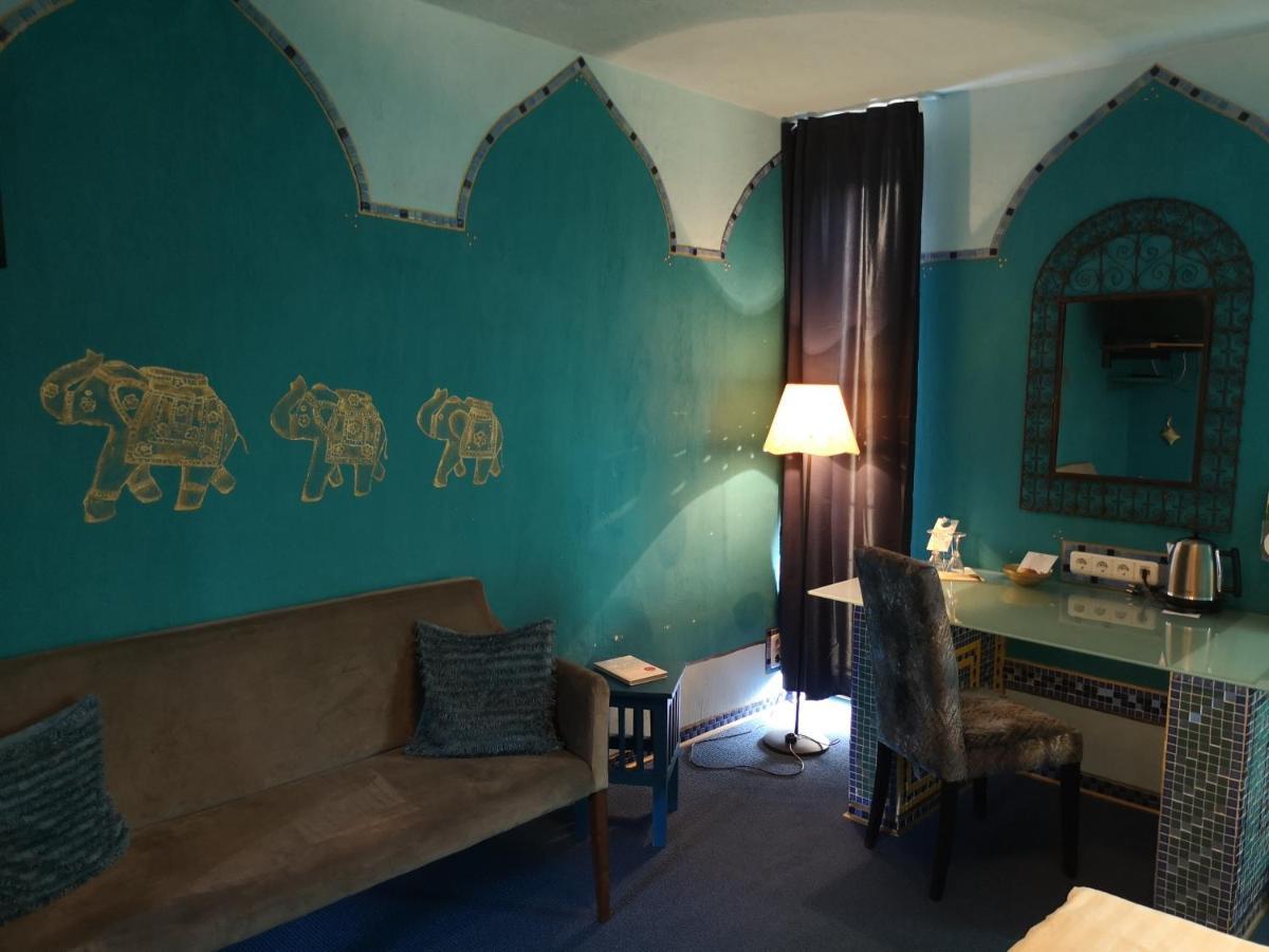 Hotel Goldflair Am Rathaus 코르바흐 외부 사진